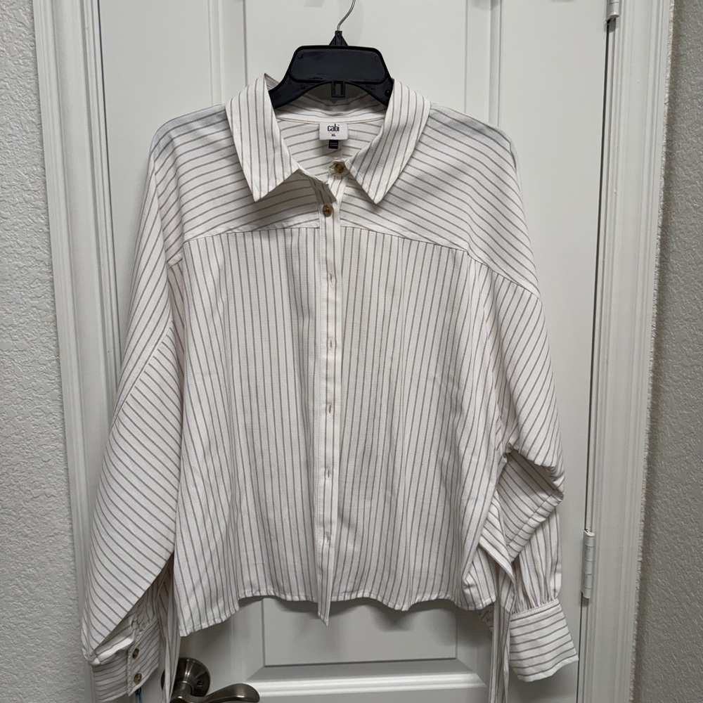 CAbi White and Gray Button Down Shirt with Dress Shirt Collar